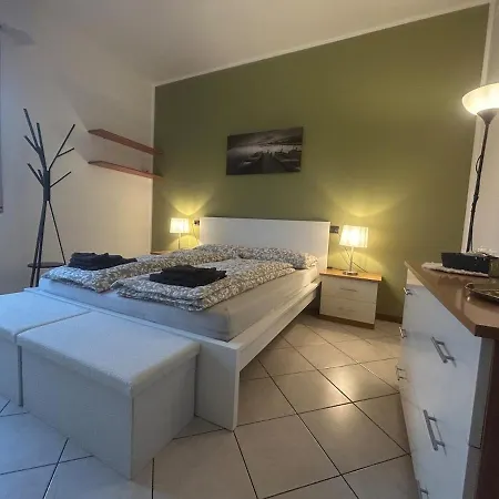 Apartment Casa Ulla - In Direkter Seelage - Fantastischer Ausblick Gravedona